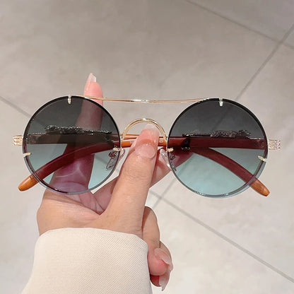 ronde a la monture léopard