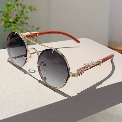 ronde a la monture léopard