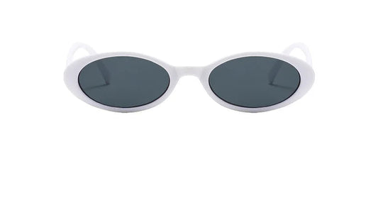 petite ovale blanche